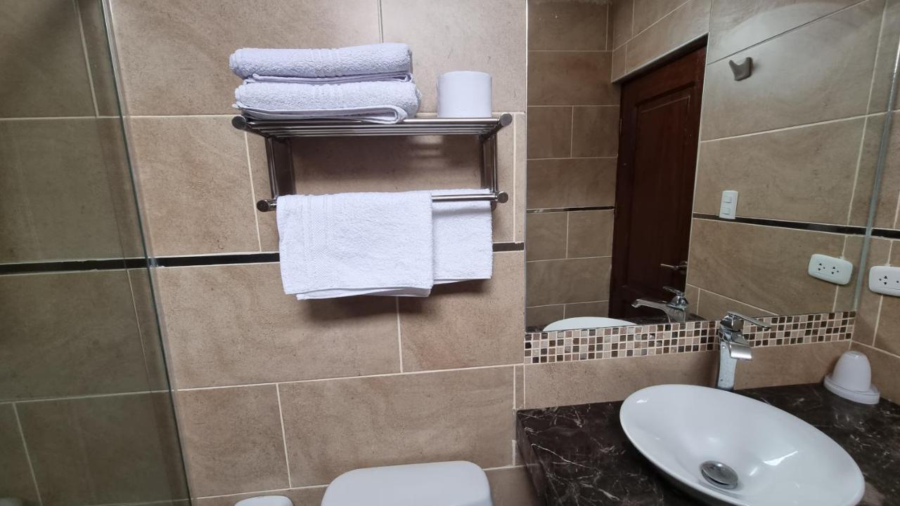 Hotel Imperio Real Trujillo Eksteriør billede