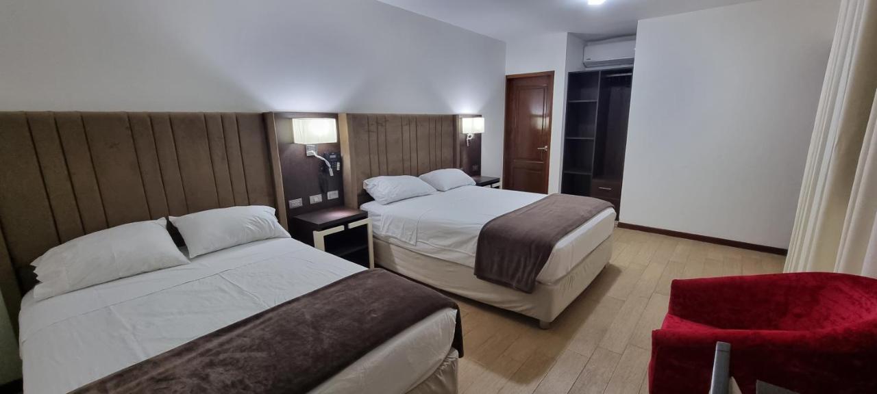 Hotel Imperio Real Trujillo Eksteriør billede
